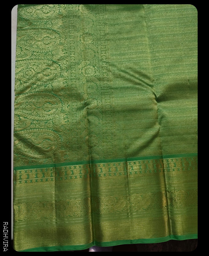Lilac Pink Pure Kanchipuram Silk Saree with Parrot Green Border